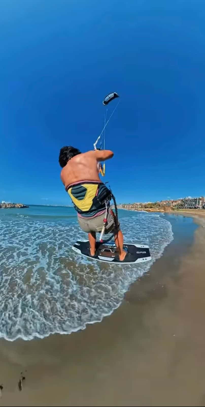 KITESURF & WINGFOIL INSTRUCTOR - Lebanon- FLYING FROG - Image 2