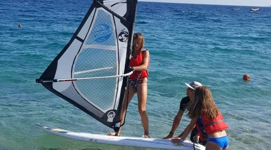 Istruttore di windsurf e wing