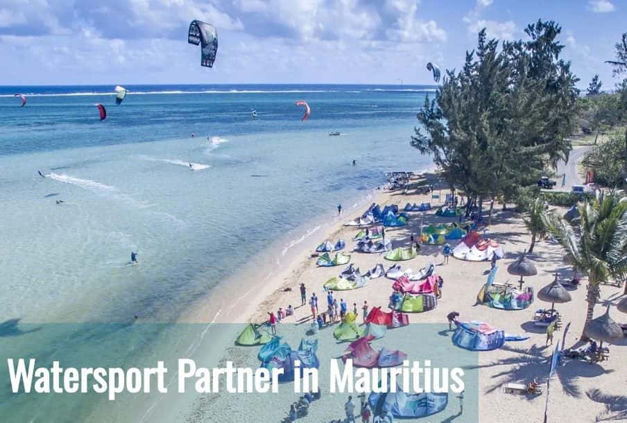  VDWS-certified kitesurfing and/or foil instructors 