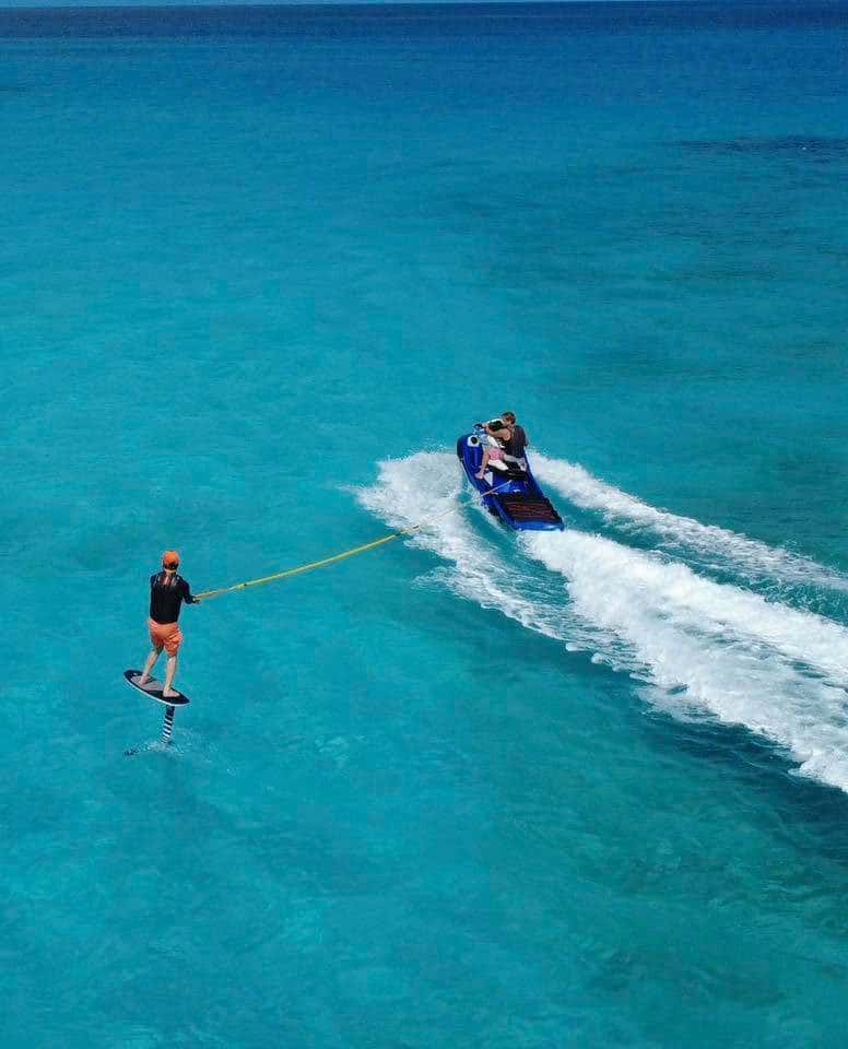 Kitesurfing and Wakeboarding Instructor (US Applicants Only) - Image 2