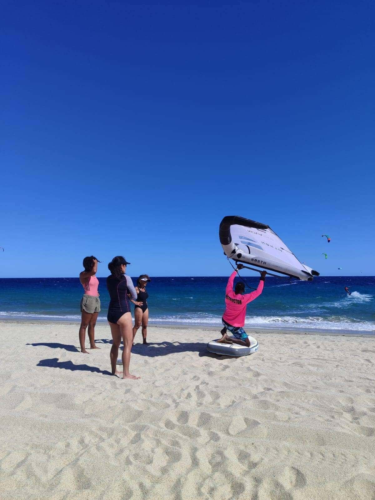 Looking for Kite and wing instructor 