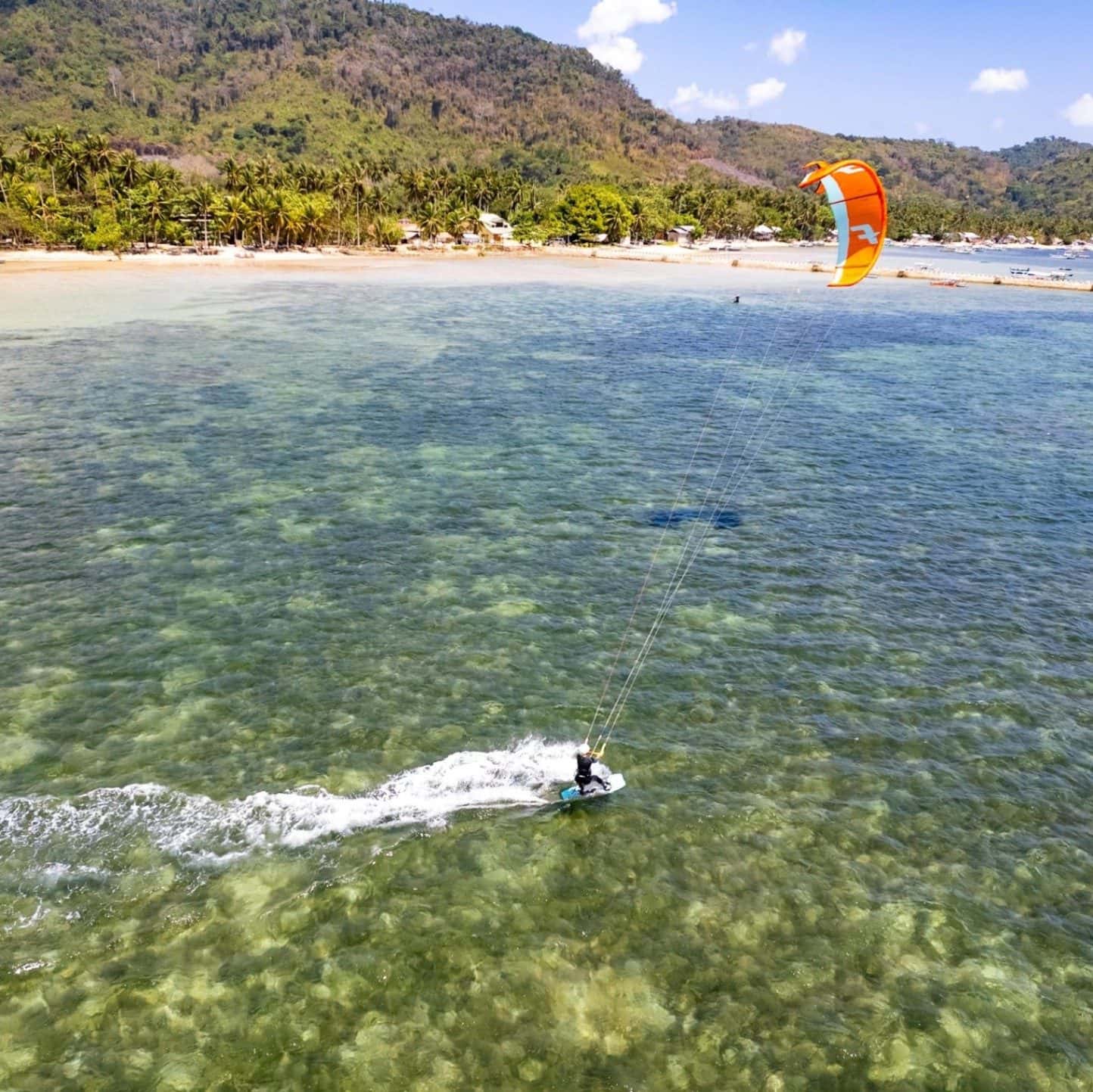 KITESURF INSTRUCTOR WANTED // JAN TO MARCH 2027