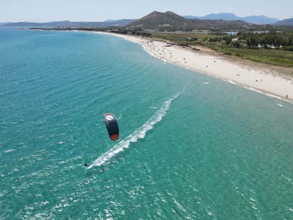 German-speaking Kitesurf Instructor for Sardinia September - October 26